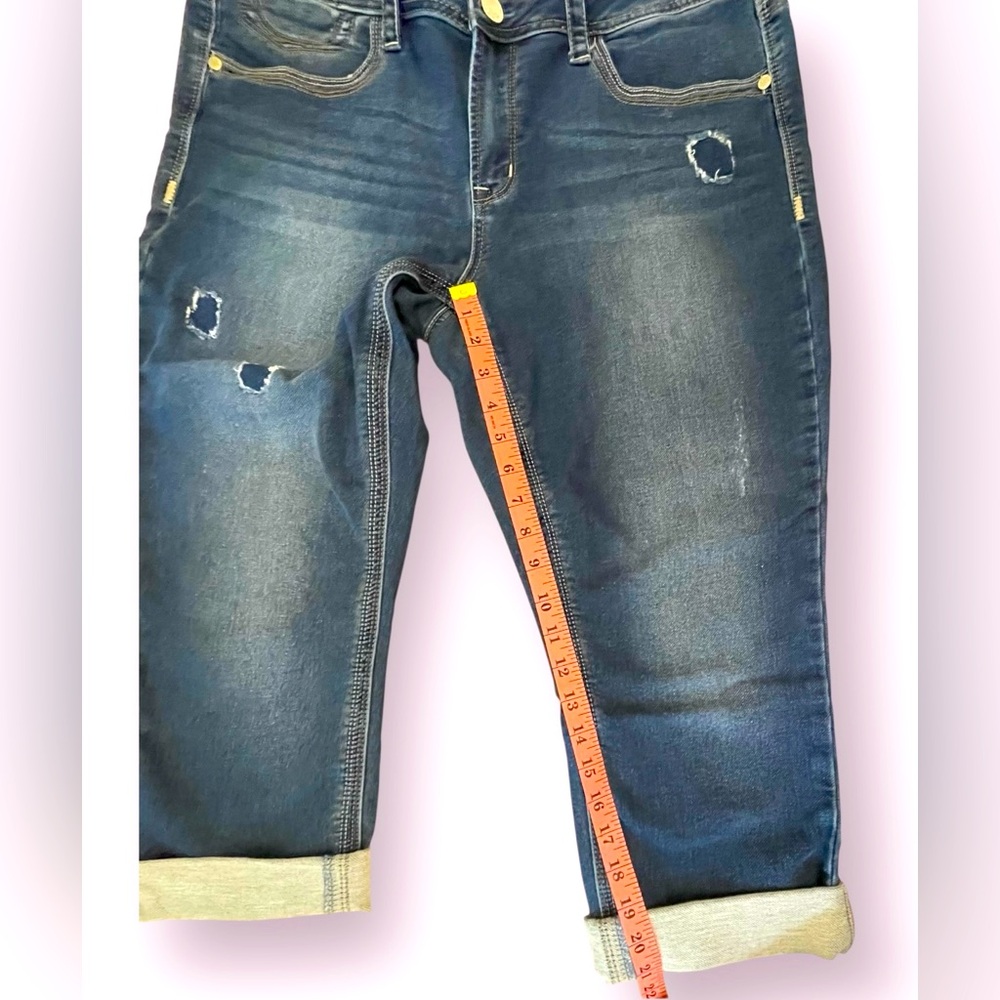 Seven7 Blue Distressed Cropped Jeans - Picture 3 of 10